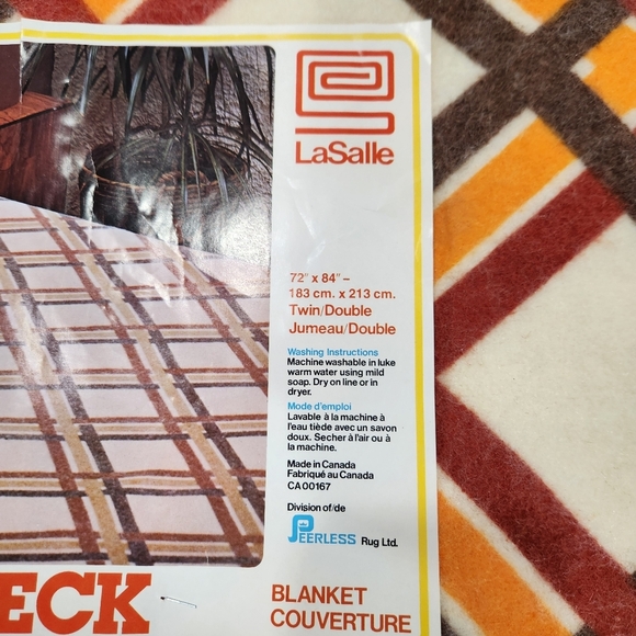 Vintage Twin Double Blanket Throw Crosscheck Acrylic Polyester Made in Canada - Picture 4 of 7